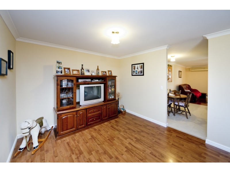 2 Mekong Place, Beechboro WA 6063