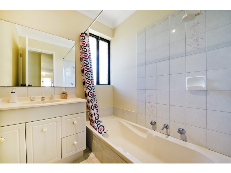 2 Mekong Place, Beechboro WA 6063