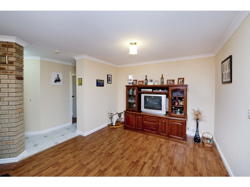 2 Mekong Place, Beechboro WA 6063