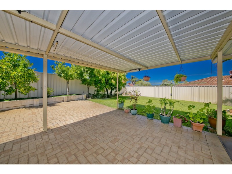 2 Mekong Place, Beechboro WA 6063
