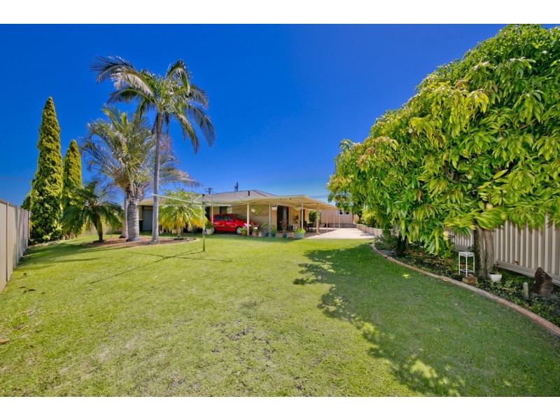 2 Mekong Place, Beechboro WA 6063