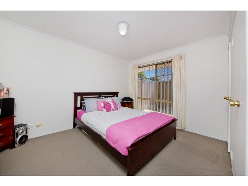 2/12 Brosnan Street, Dianella WA 6059