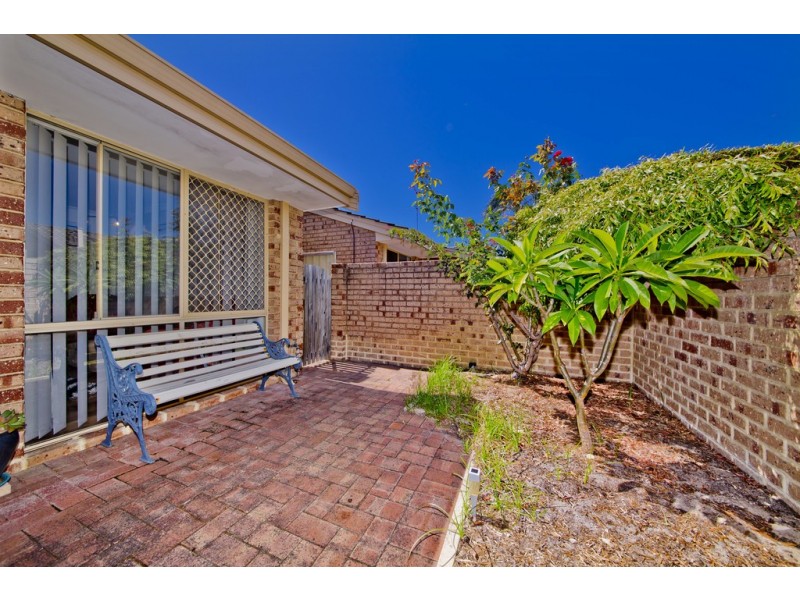 2/12 Brosnan Street, Dianella WA 6059