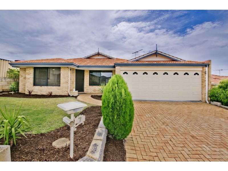 7 St Quentin Parkway, Alexander Heights WA 6064