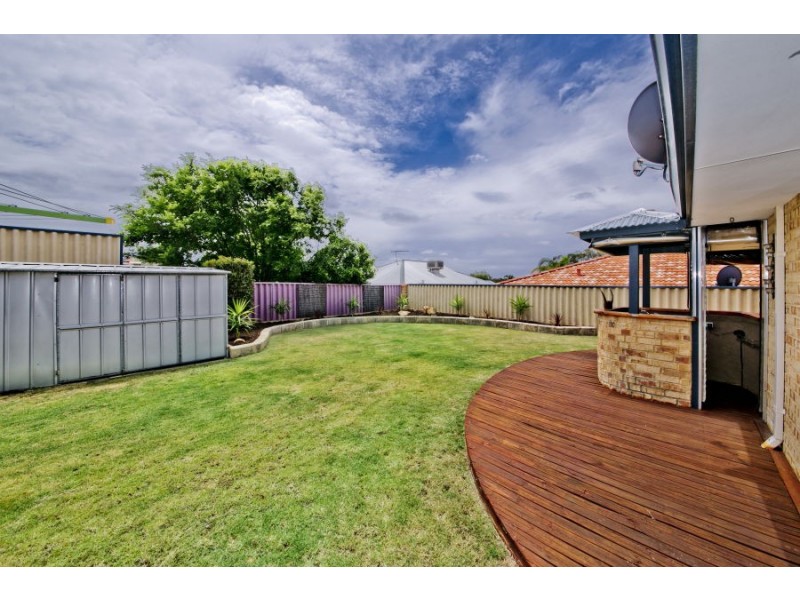 7 St Quentin Parkway, Alexander Heights WA 6064