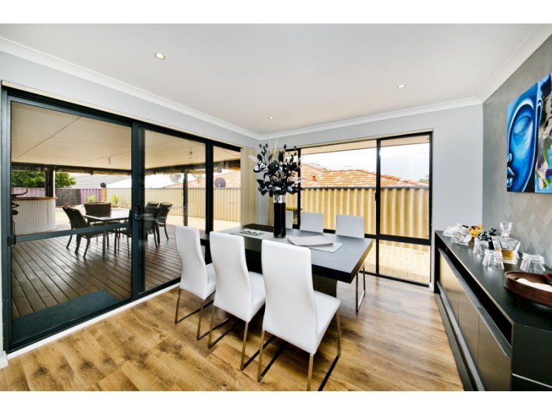 7 St Quentin Parkway, Alexander Heights WA 6064