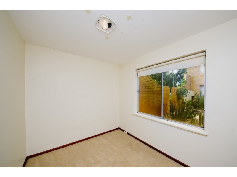 1/81 Shakespeare Ave, Yokine WA 6060