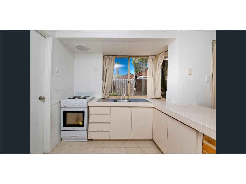 9/10 Dolan Way, Lockridge WA 6054