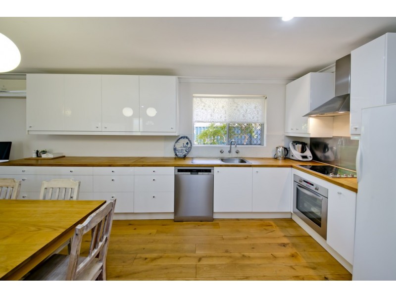 8 Phillips Street, Dianella WA 6059