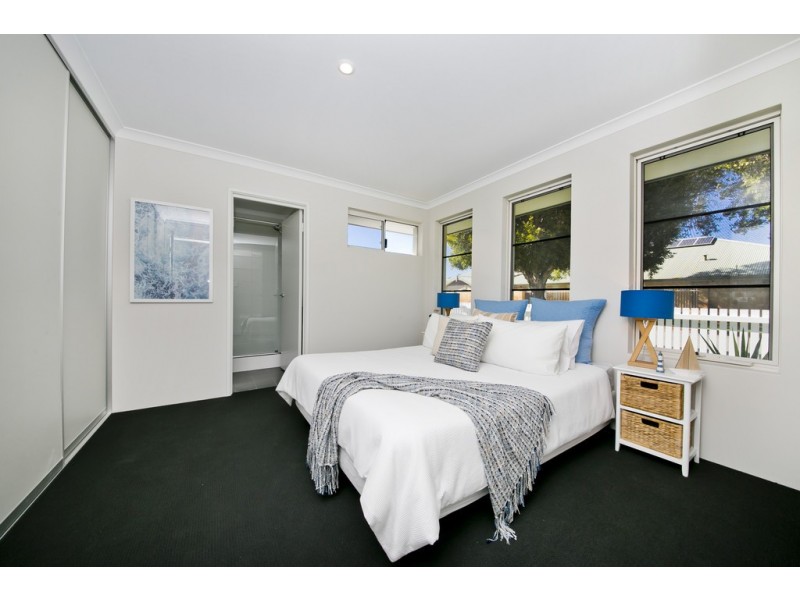 42 Third Ave, Bassendean WA 6054