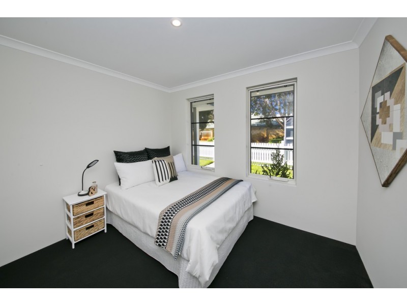 42 Third Ave, Bassendean WA 6054