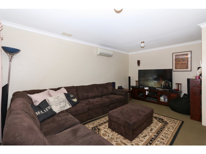 8b Ganges Place, Beechboro WA 6063