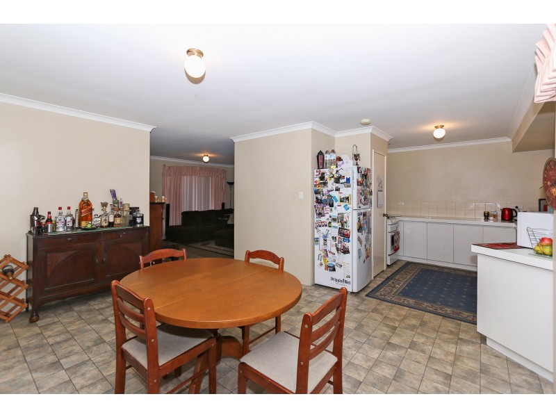 8b Ganges Place, Beechboro WA 6063