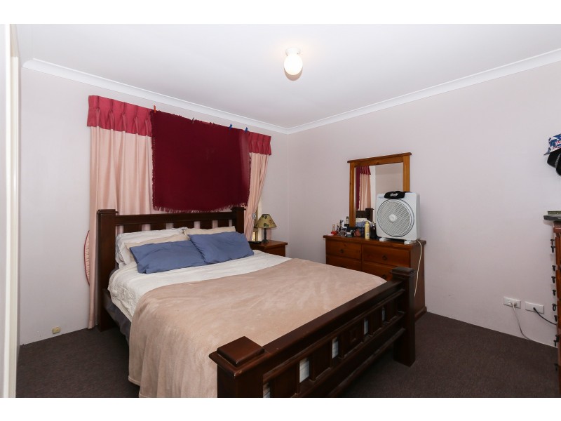 8b Ganges Place, Beechboro WA 6063