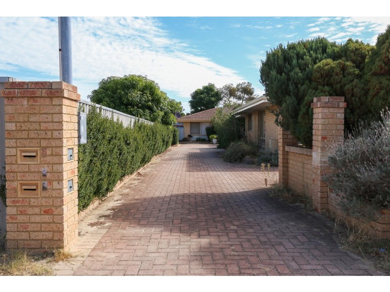 8b Ganges Place, Beechboro WA 6063