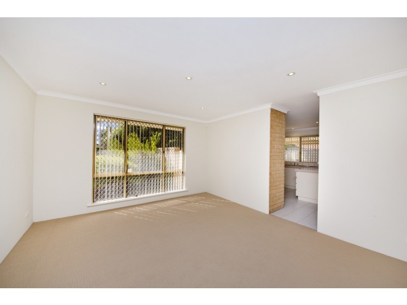 1/17 Satellite Retreat, Kiara WA 6054