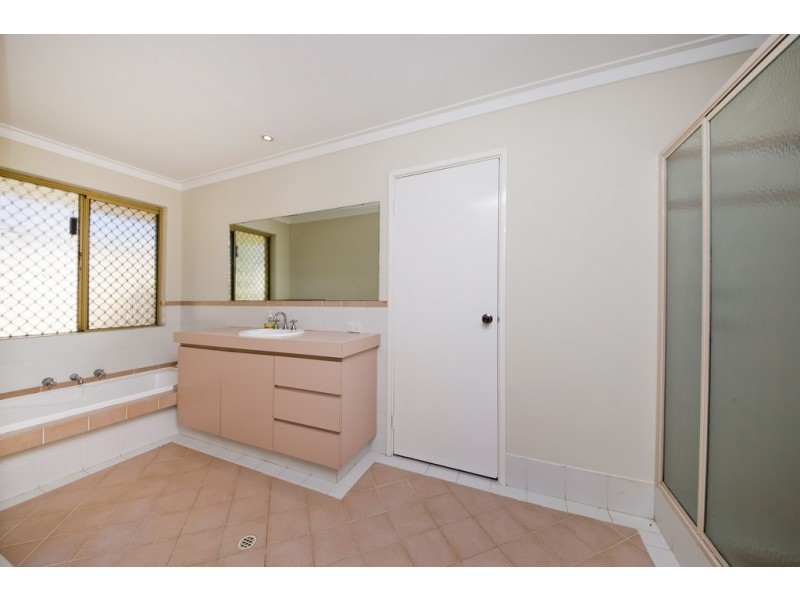 1/17 Satellite Retreat, Kiara WA 6054