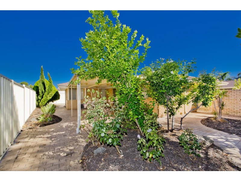 1/17 Satellite Retreat, Kiara WA 6054