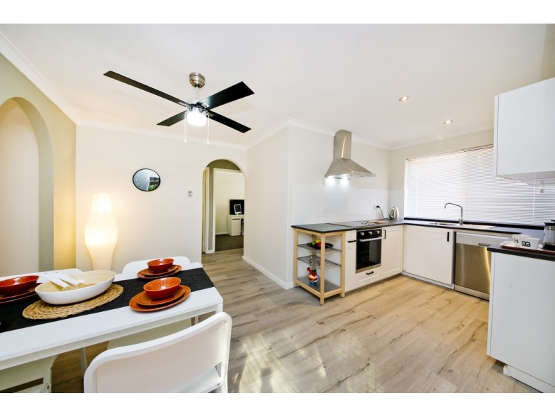 4/73 Walter Road, Dianella WA 6059