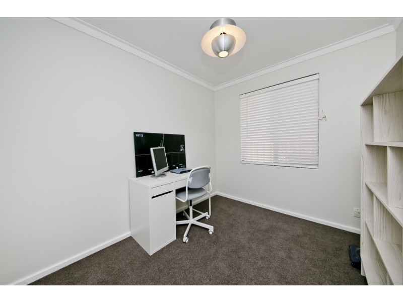 4/73 Walter Road, Dianella WA 6059