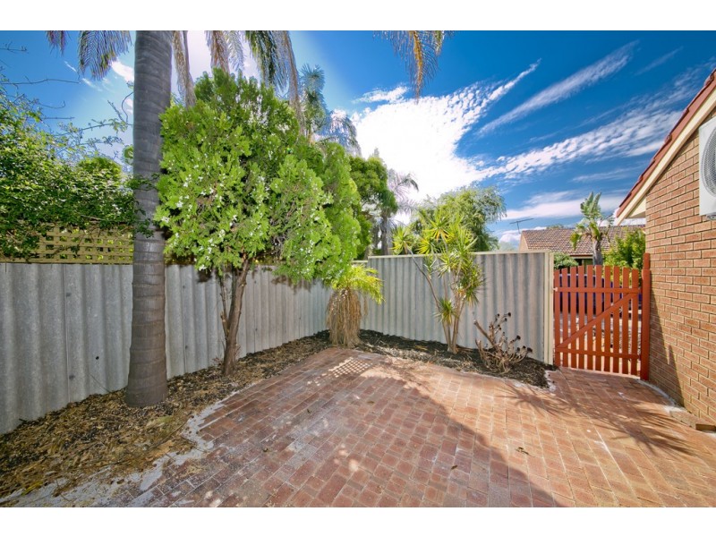 4/73 Walter Road, Dianella WA 6059