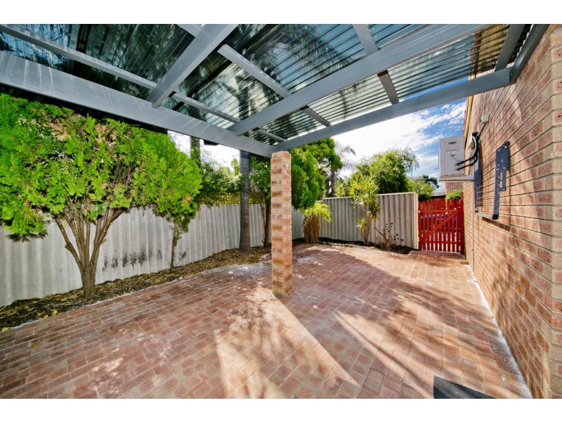 4/73 Walter Road, Dianella WA 6059