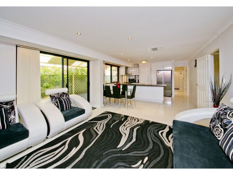 9 Lancely Way, Mirrabooka WA 6061