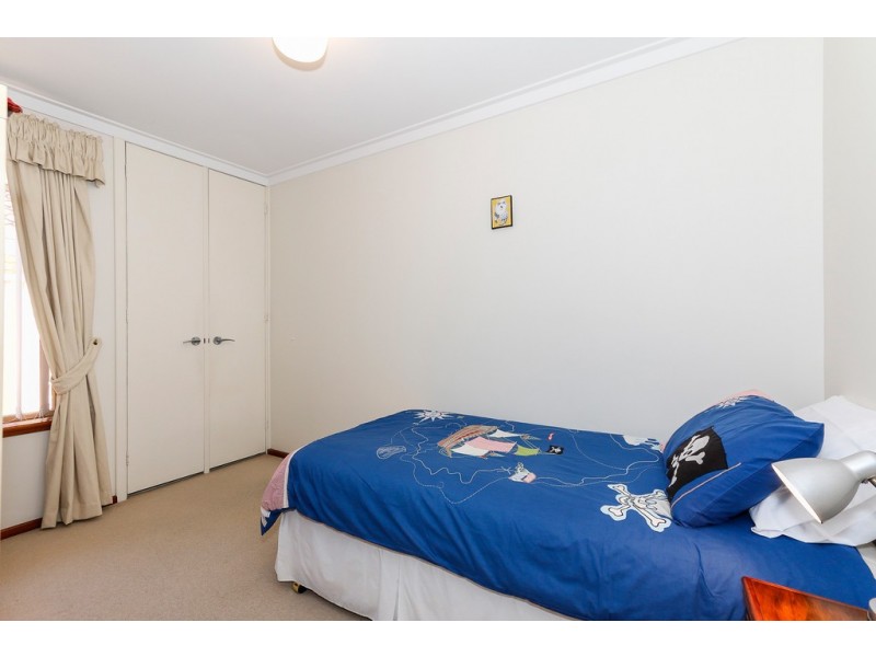 18 Charlbury Way, Eden Hill WA 6054