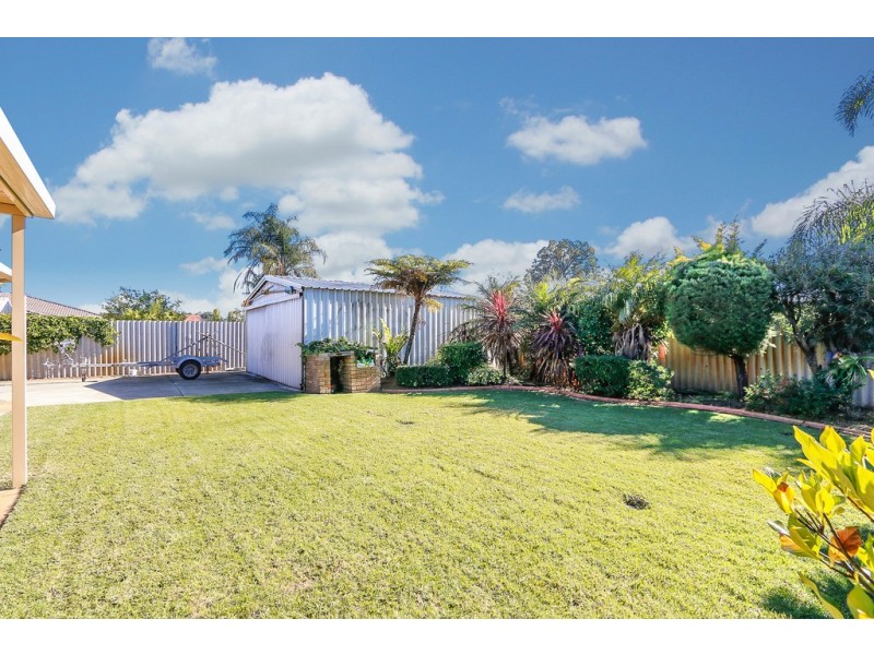 18 Charlbury Way, Eden Hill WA 6054