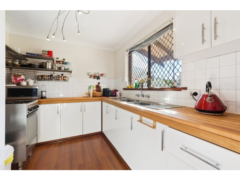8/19 Hindmarsh Avenue, Yokine WA 6060