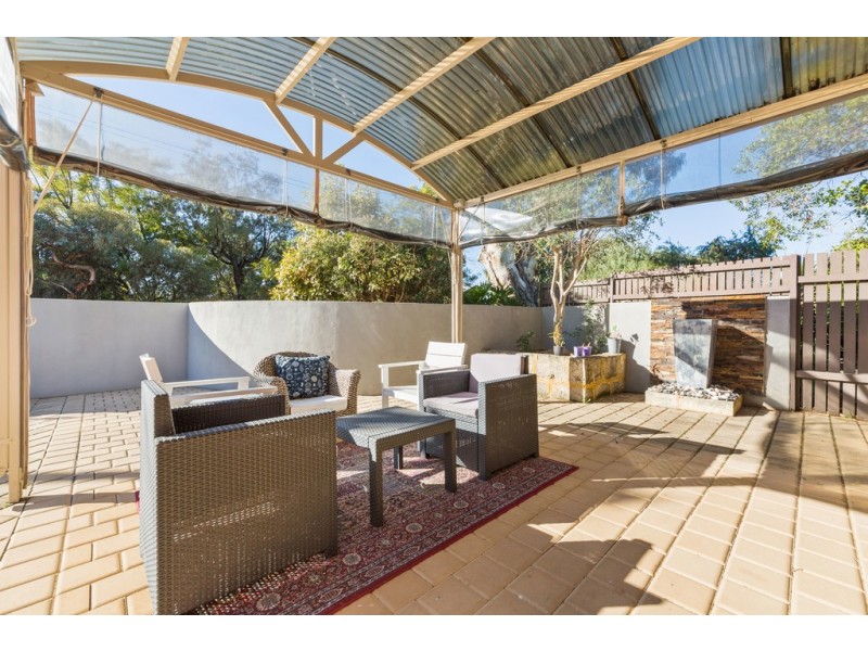 8/19 Hindmarsh Avenue, Yokine WA 6060