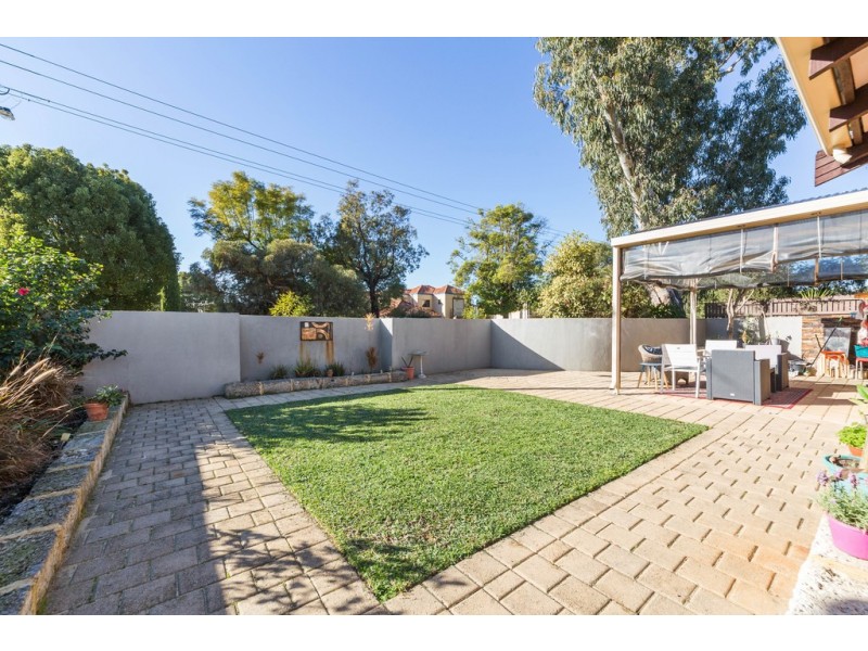 8/19 Hindmarsh Avenue, Yokine WA 6060