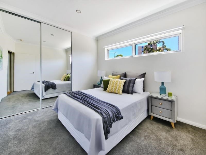 2/32 Pollard Street, Glendalough WA 6016