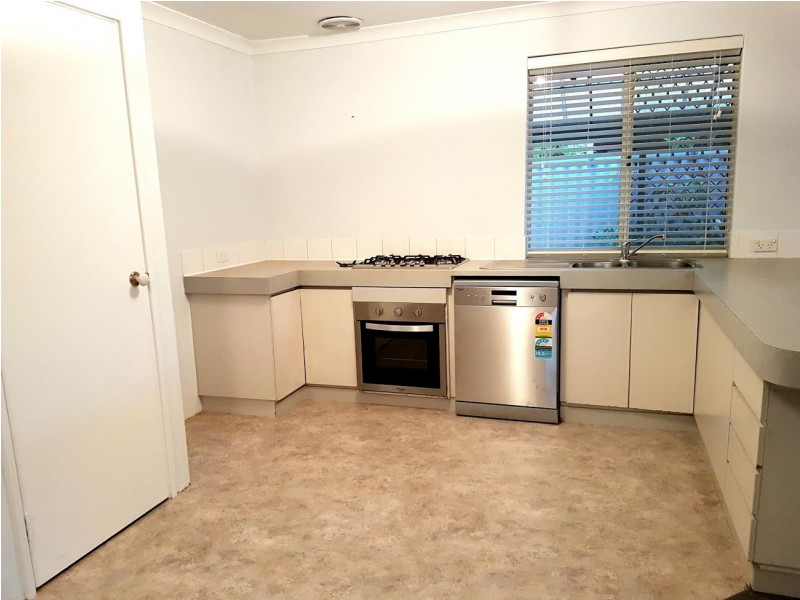 11 Tolbury Retreat, Kiara WA 6054