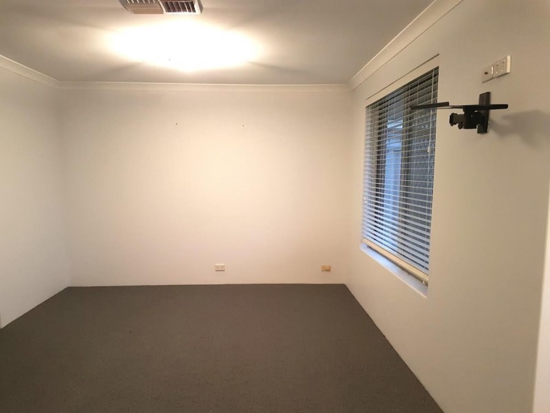 11 Tolbury Retreat, Kiara WA 6054