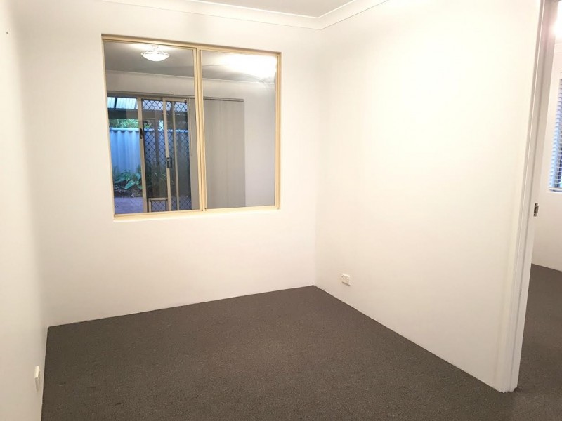 11 Tolbury Retreat, Kiara WA 6054