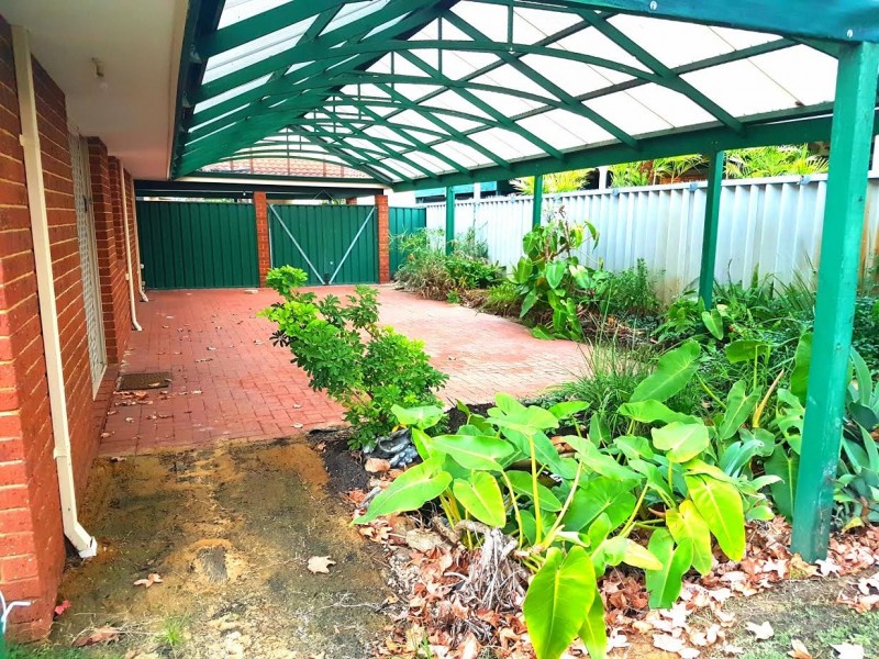 11 Tolbury Retreat, Kiara WA 6054