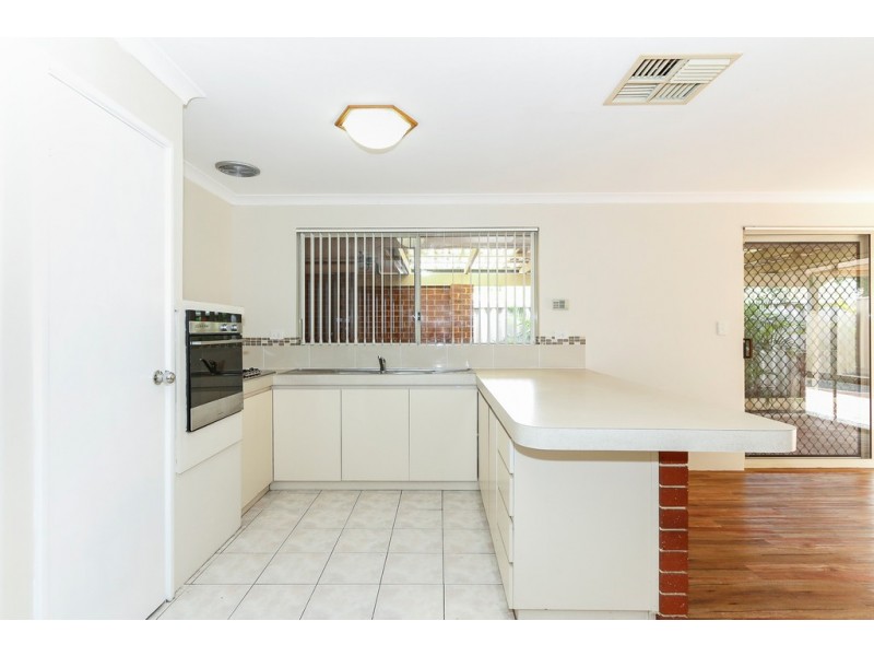 2/7 Hamlyn Glen, Kiara WA 6054