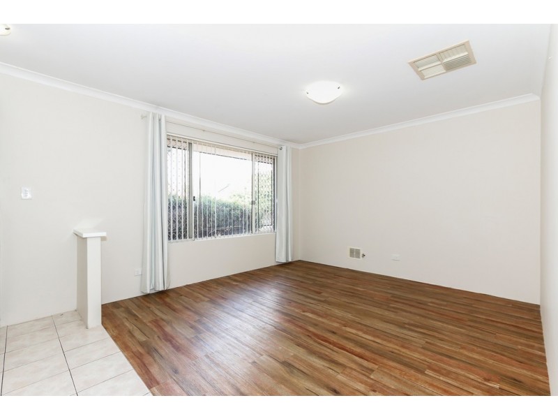 2/7 Hamlyn Glen, Kiara WA 6054