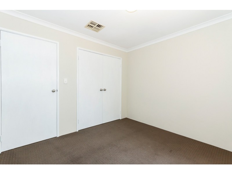 2/7 Hamlyn Glen, Kiara WA 6054
