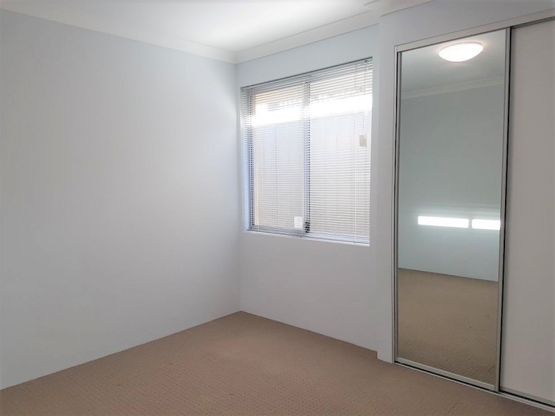 320A Flinders St, Nollamara WA 6061