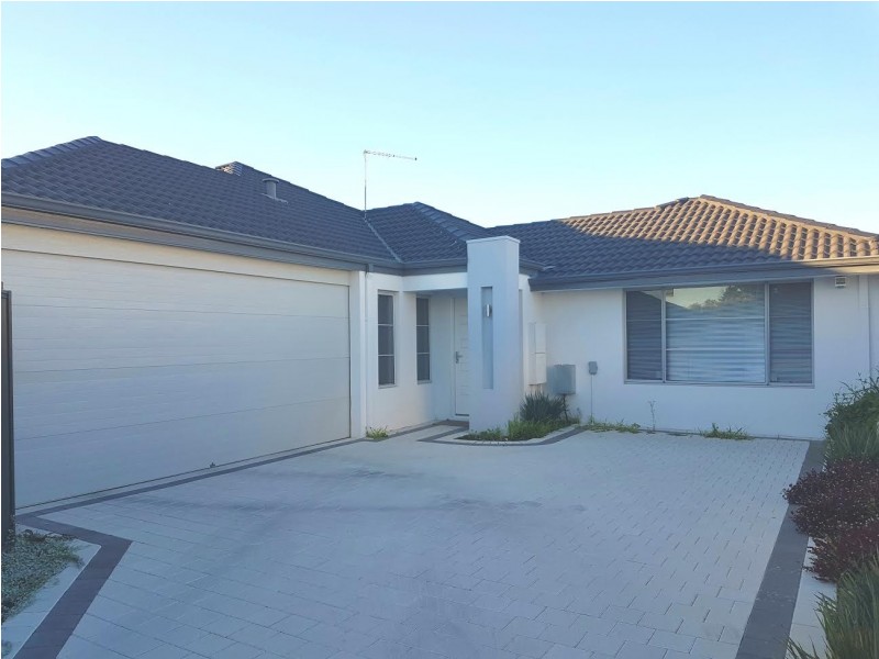 320A Flinders St, Nollamara WA 6061