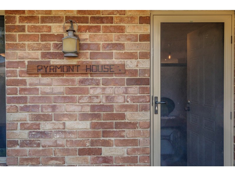 14 Pyrmont Place, Greenmount WA 6056