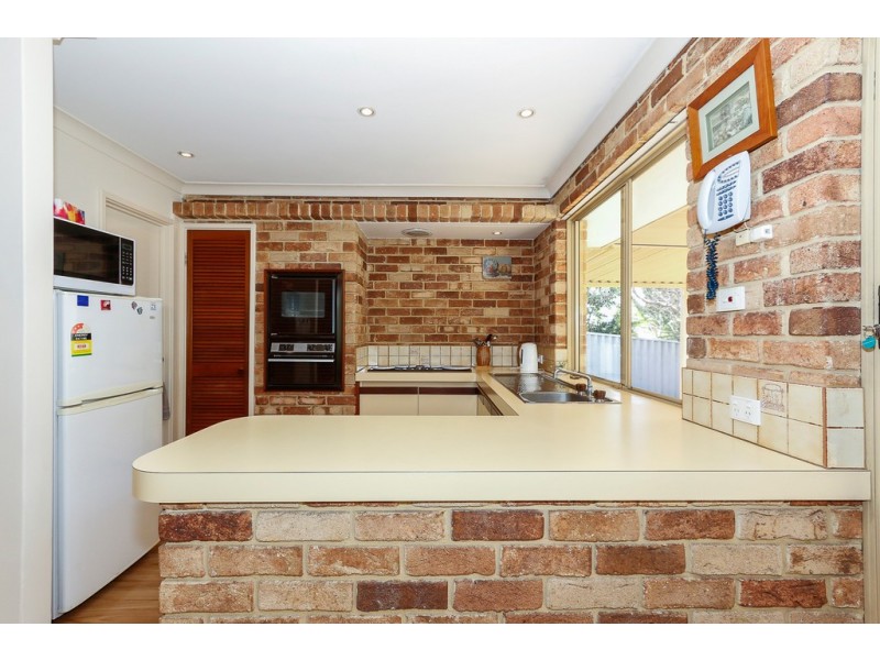 14 Pyrmont Place, Greenmount WA 6056