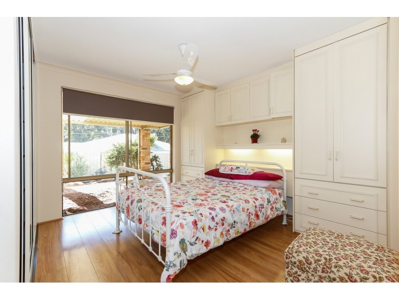 14 Pyrmont Place, Greenmount WA 6056