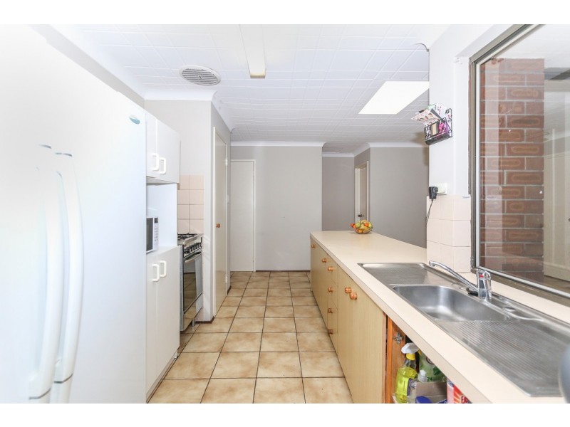 21 Capstone Way, Marangaroo WA 6064