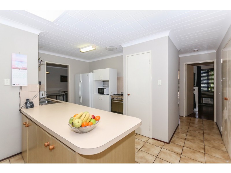 21 Capstone Way, Marangaroo WA 6064