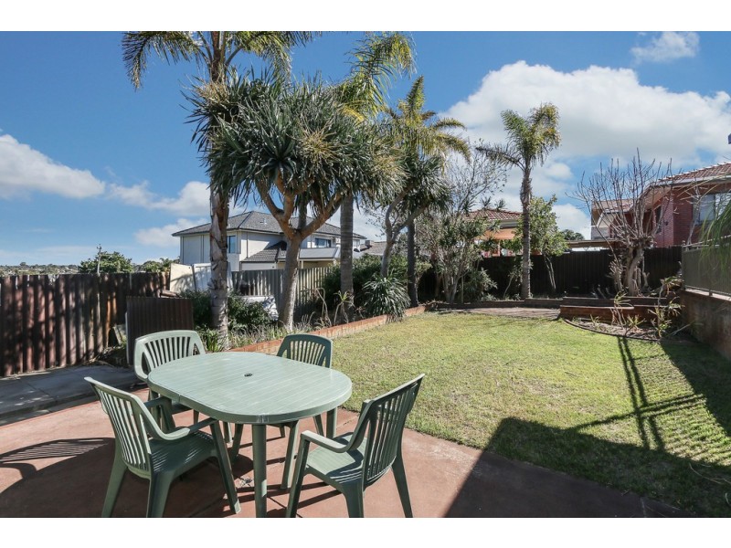 21 Capstone Way, Marangaroo WA 6064