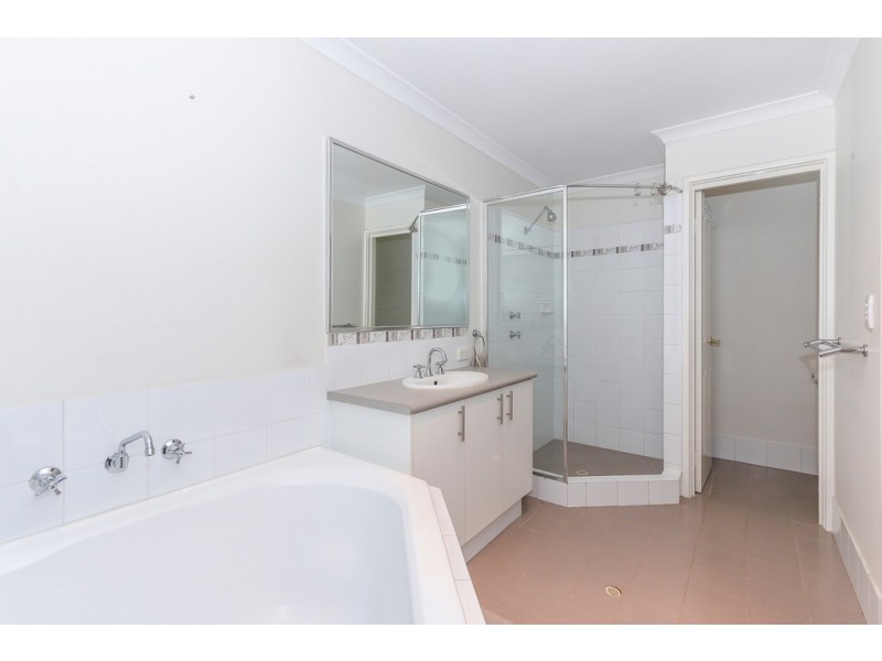 3 Turnberry Way, The Vines WA 6069