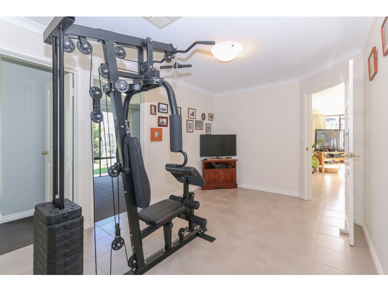 3 Turnberry Way, The Vines WA 6069